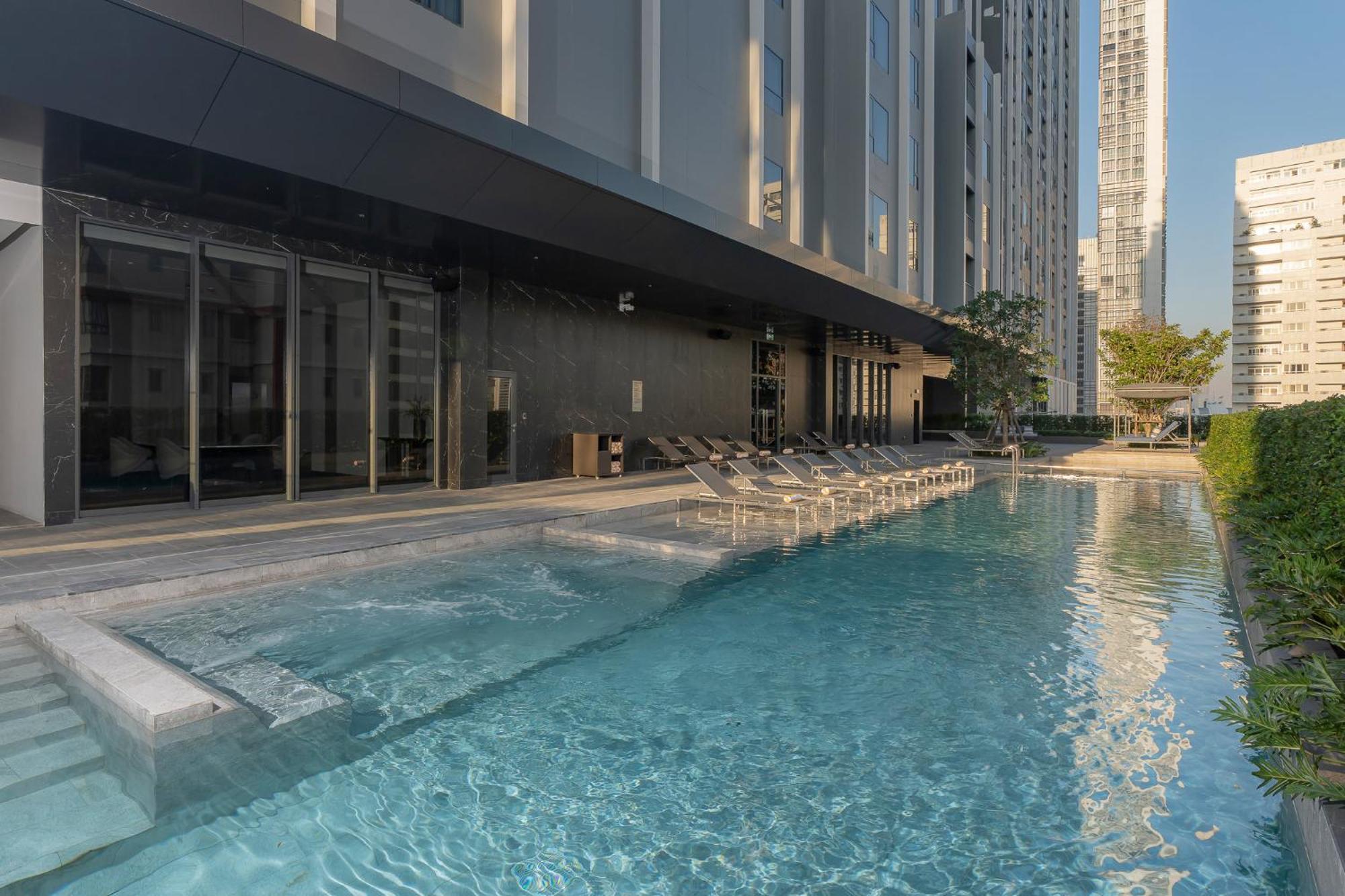 Staybridge Suites Bangkok Sukhumvit By Ihg Exterior foto